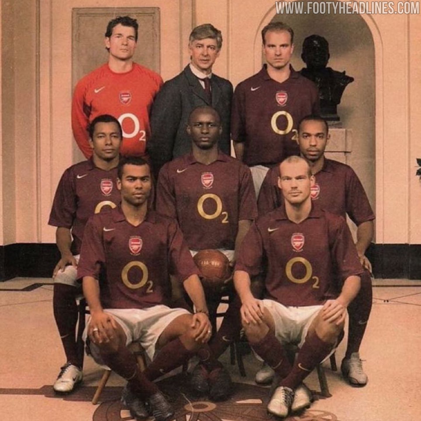 Arsenal latest best sale kit at highbury